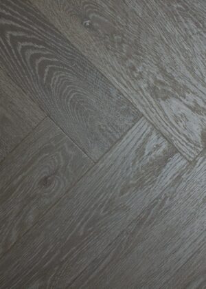 eStyle Symphony – Worn Oak (Herringbone)